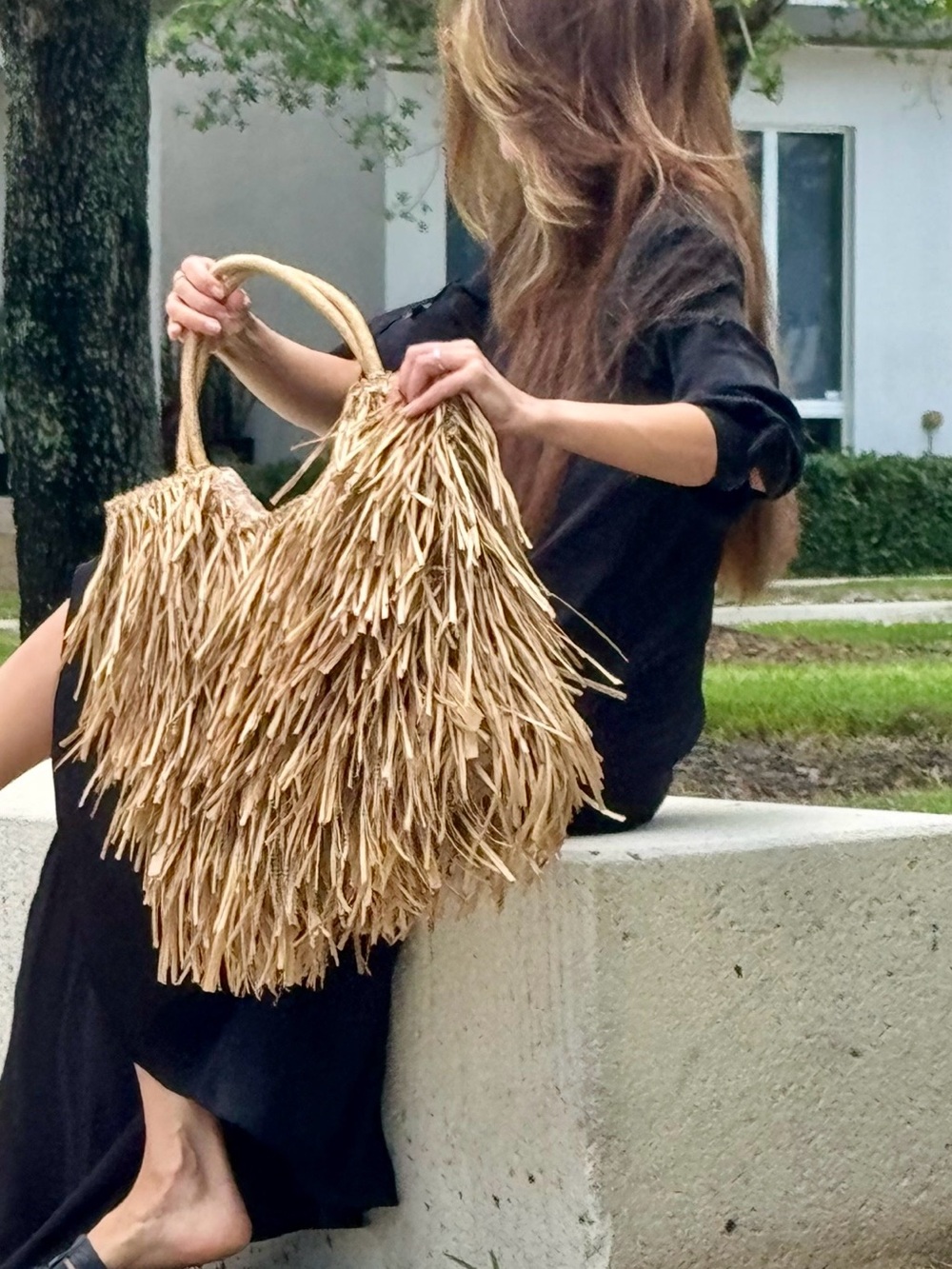 Fringed Natural Straw Tote Bag - Picture 2 of 4